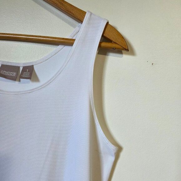EUC CHICO'S WHITE SCOOP NECK TANK TOP SIZE 1 / WOMENS MEDIUM - Picture 10 of 15
